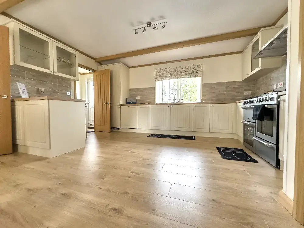 40 Meadow Gardens, view 4