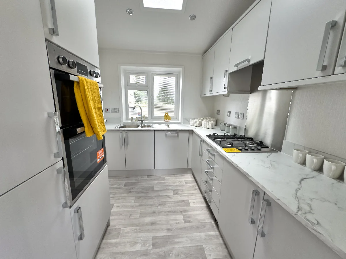 6 Meadow Gardens, view 5